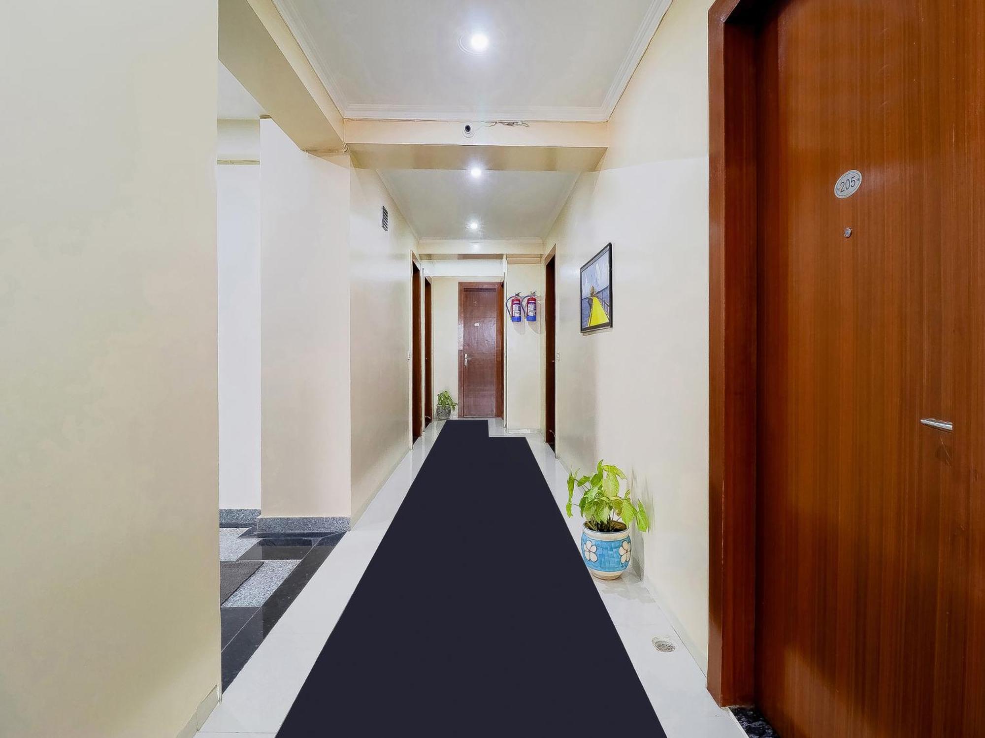 Badshahpur Treebo Rejoice 52 - 3Km From Huda City Metro Station מראה חיצוני תמונה