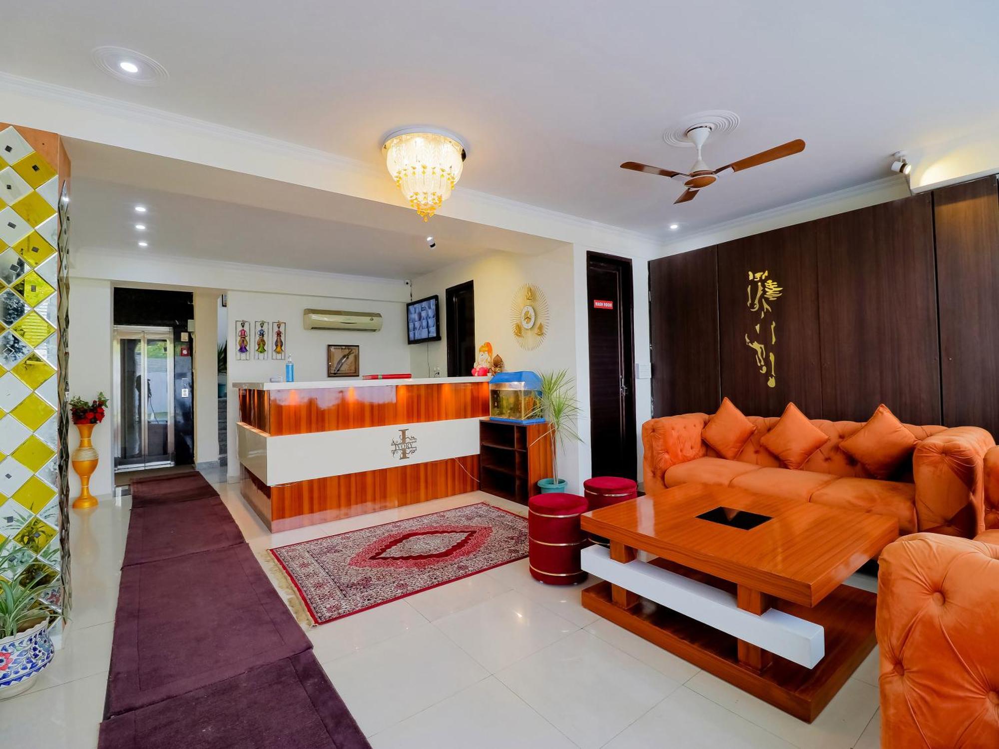 Badshahpur Treebo Rejoice 52 - 3Km From Huda City Metro Station מראה חיצוני תמונה