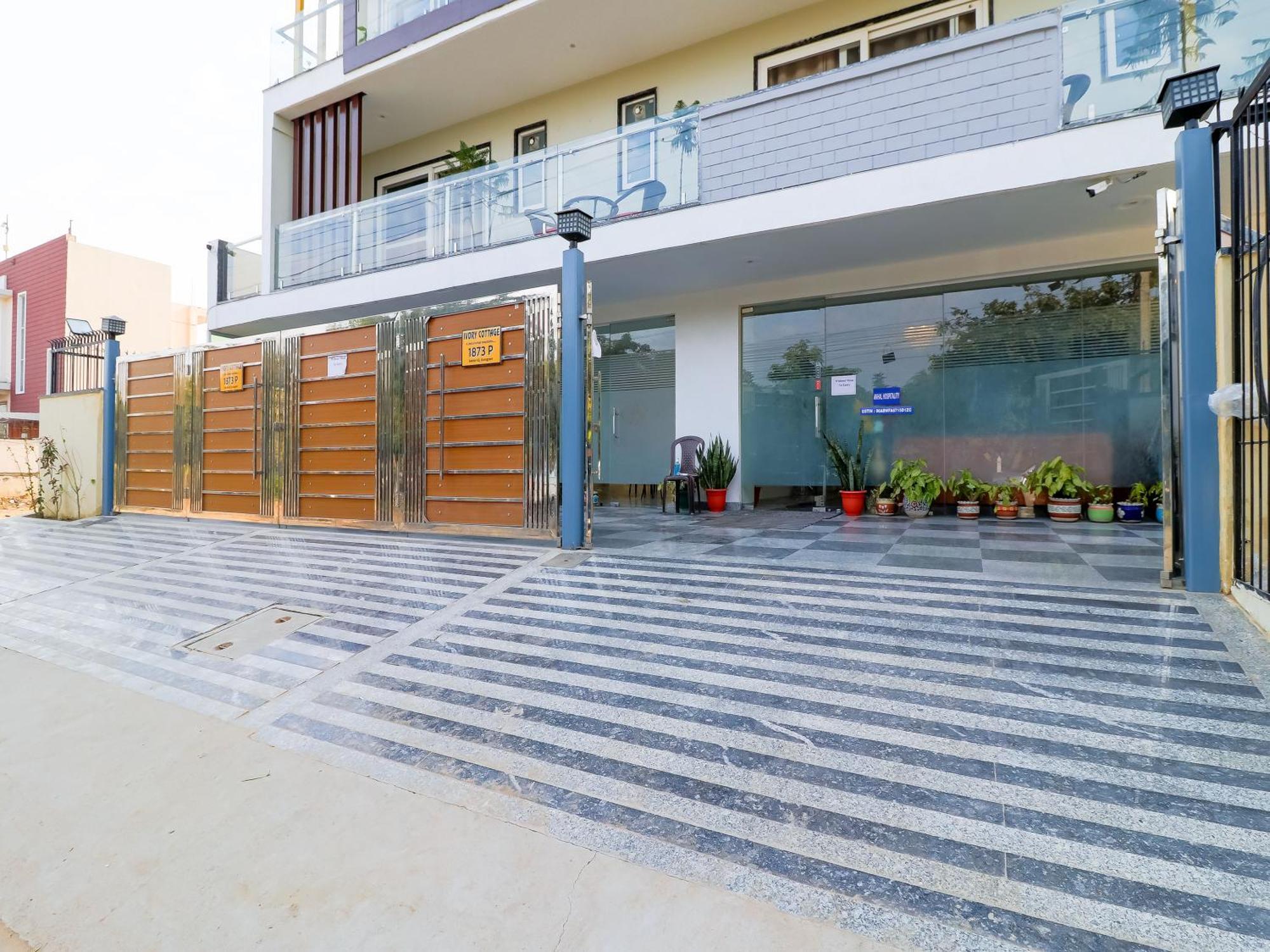 Badshahpur Treebo Rejoice 52 - 3Km From Huda City Metro Station מראה חיצוני תמונה