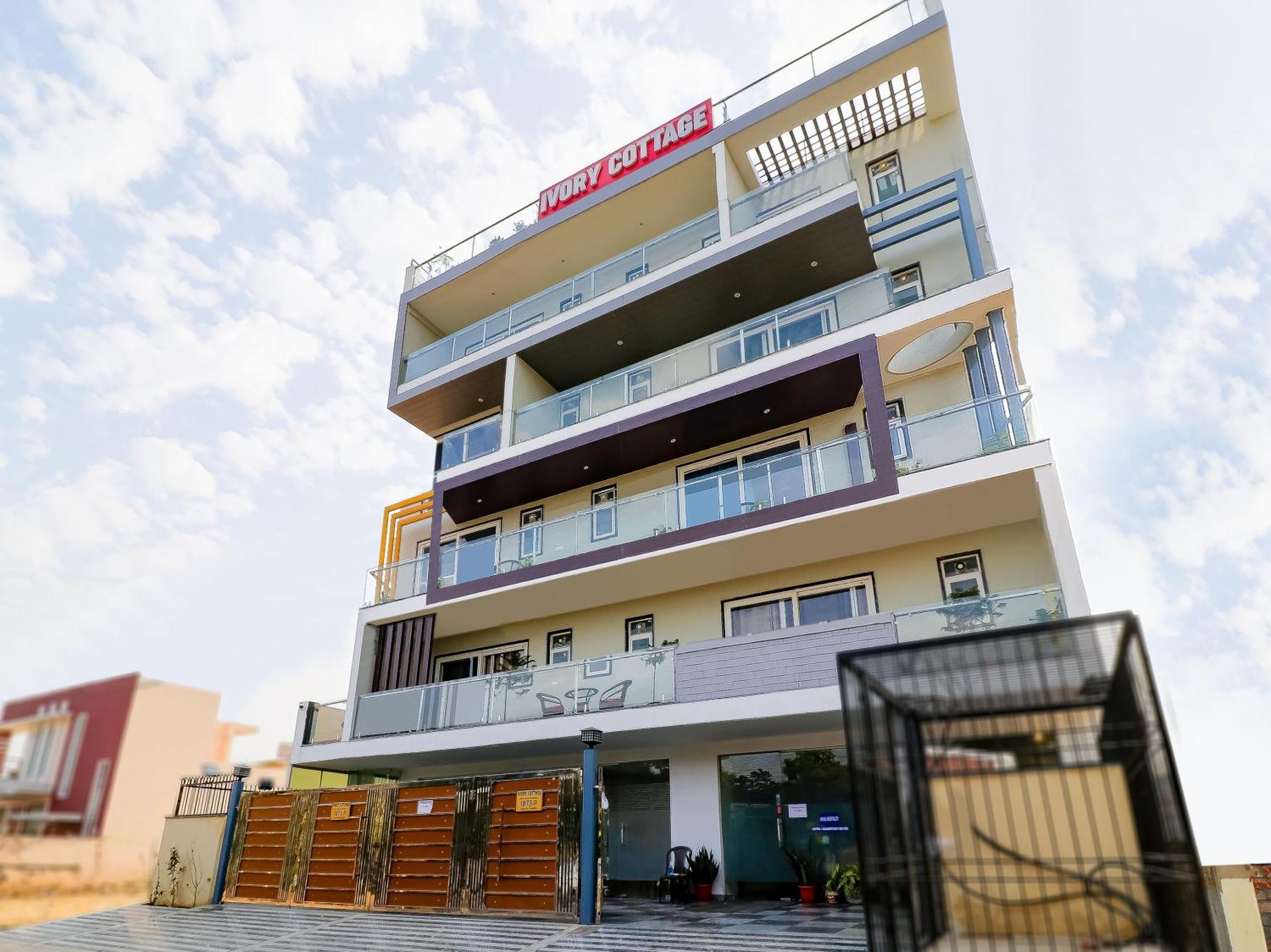 Badshahpur Treebo Rejoice 52 - 3Km From Huda City Metro Station מראה חיצוני תמונה