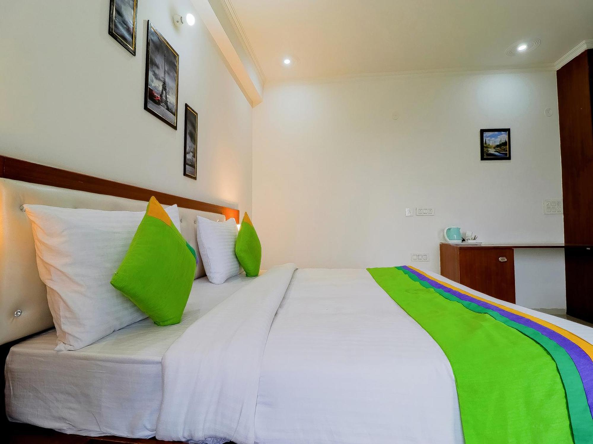 Badshahpur Treebo Rejoice 52 - 3Km From Huda City Metro Station מראה חיצוני תמונה