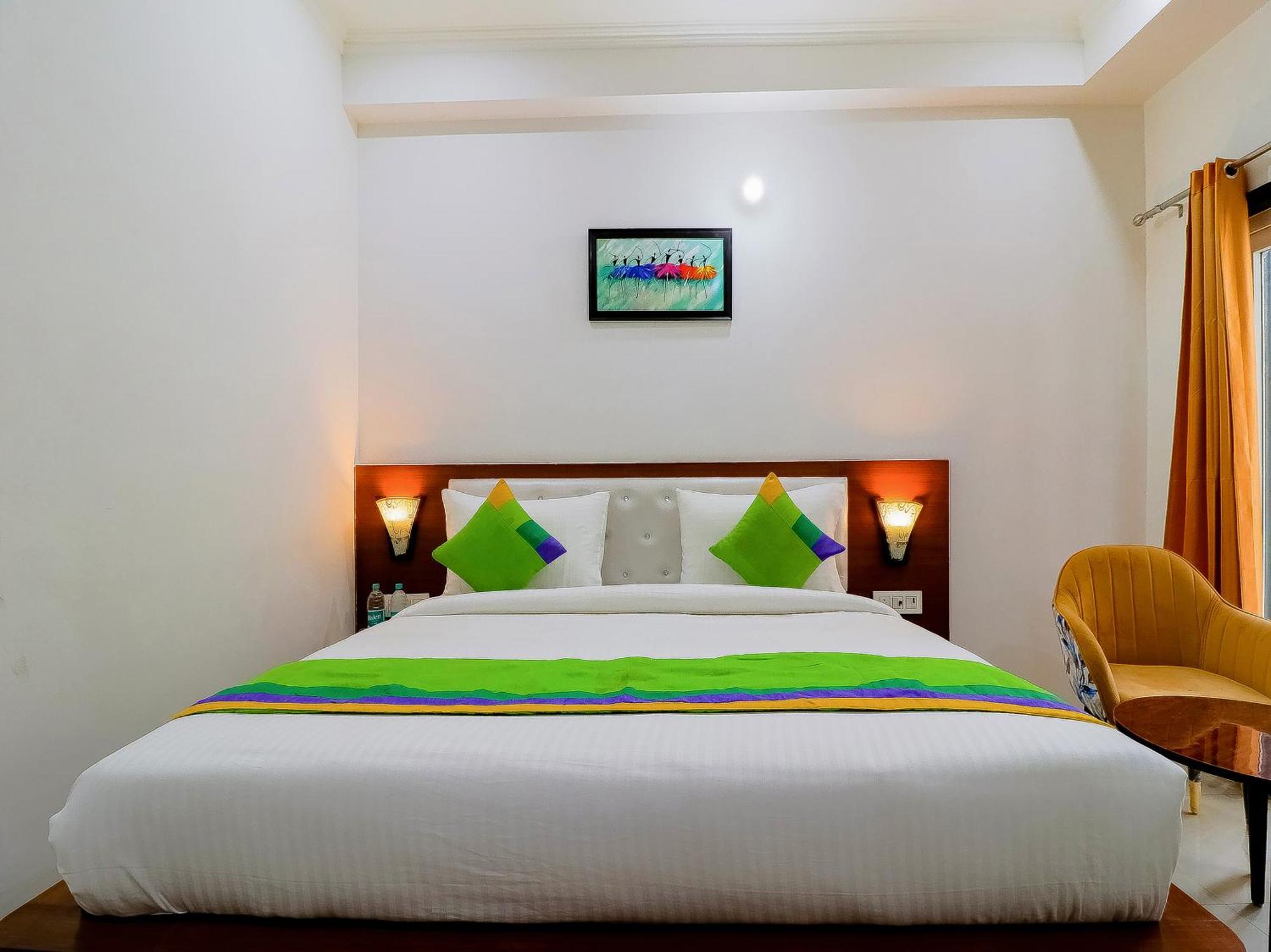 Badshahpur Treebo Rejoice 52 - 3Km From Huda City Metro Station מראה חיצוני תמונה