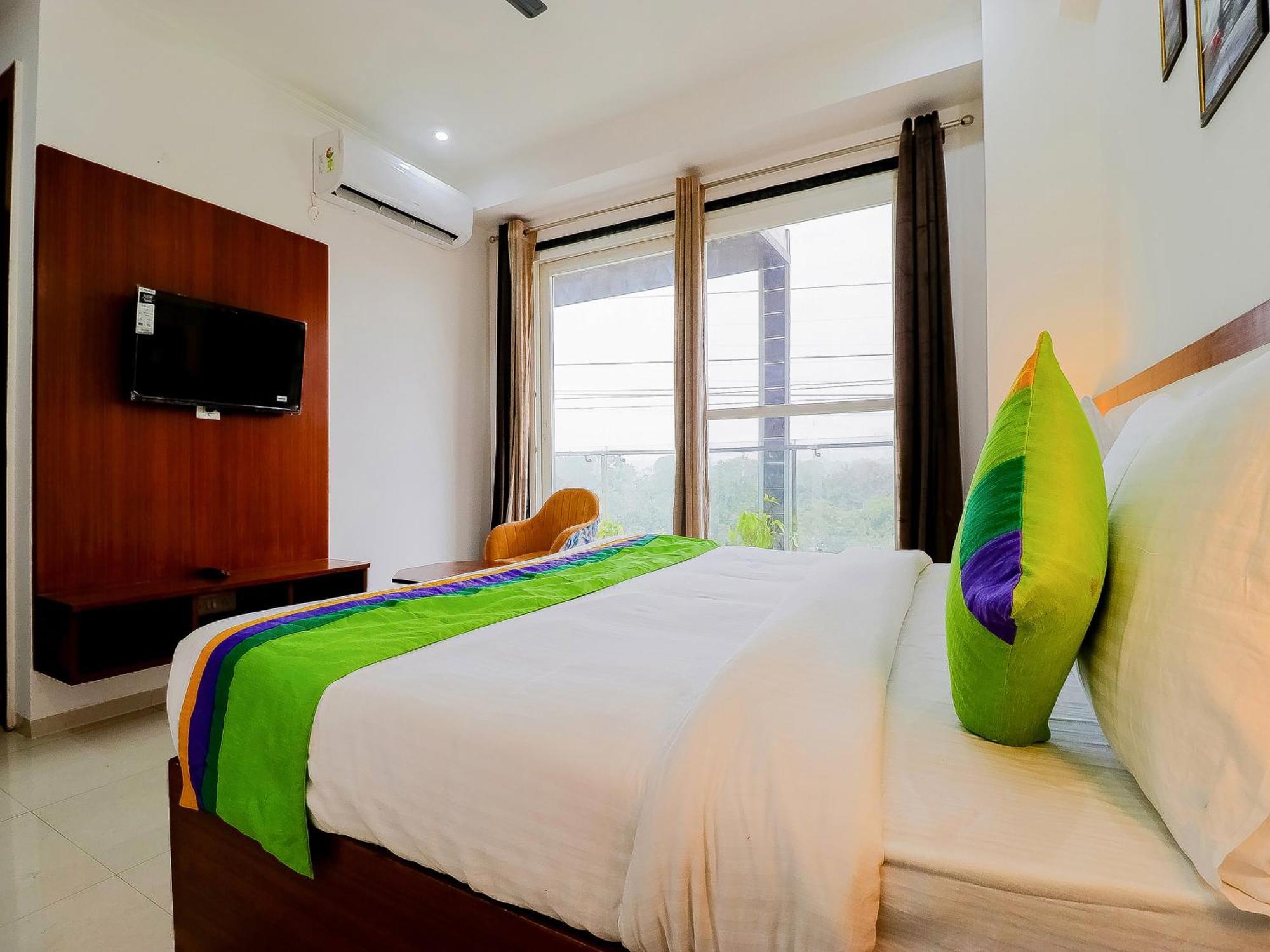 Badshahpur Treebo Rejoice 52 - 3Km From Huda City Metro Station מראה חיצוני תמונה